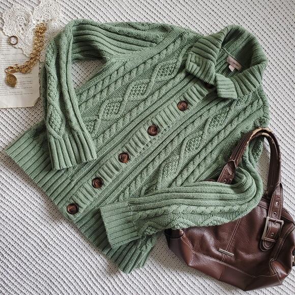 St. John's Bay Sweaters - St johns bay green cable knit button up sweater excellent condition